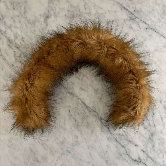 Zara black ‘wool’ jkt with brown faux fur hood (removable) gold zips size L - Picture 10 of 15